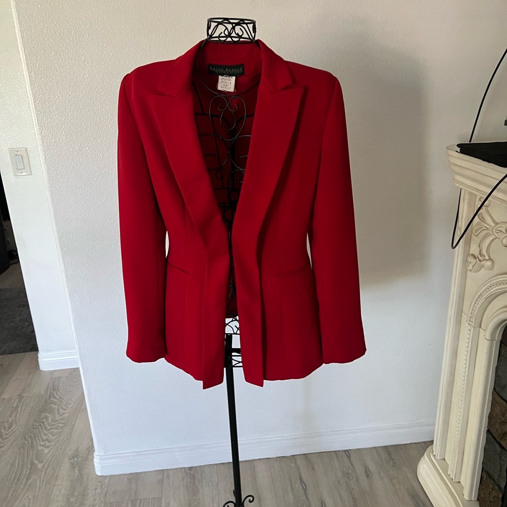 Red blazer - Picture 2 of 6